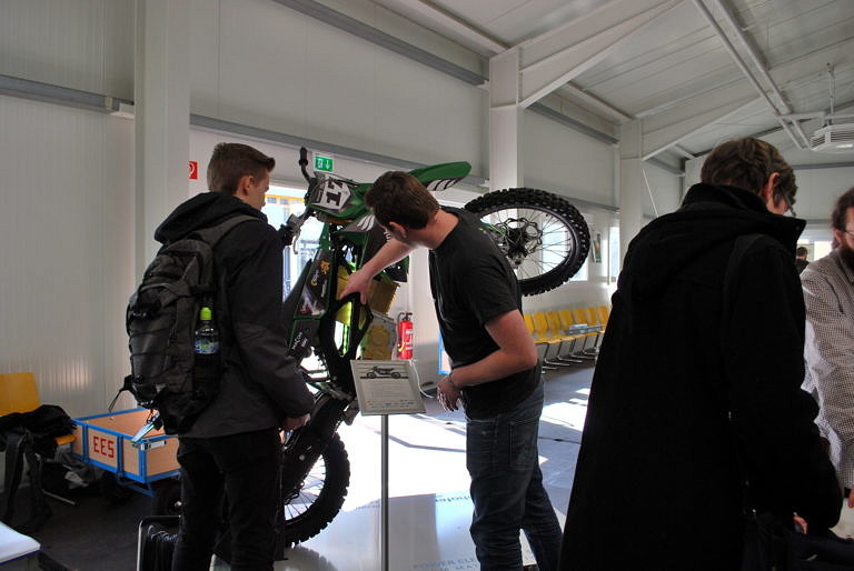 Beitragsbild für Schüler-Infotag EEI und Informatik