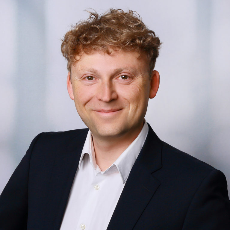 #Neu bei uns: Prof. Norman Franchi lehrt zukünftig am Department EEI