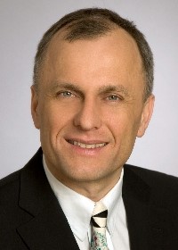 Prof. Sebastian Sattler vom Lehrstuhl für Zuverlässige Schaltungen und Systeme (Bild: FAU)