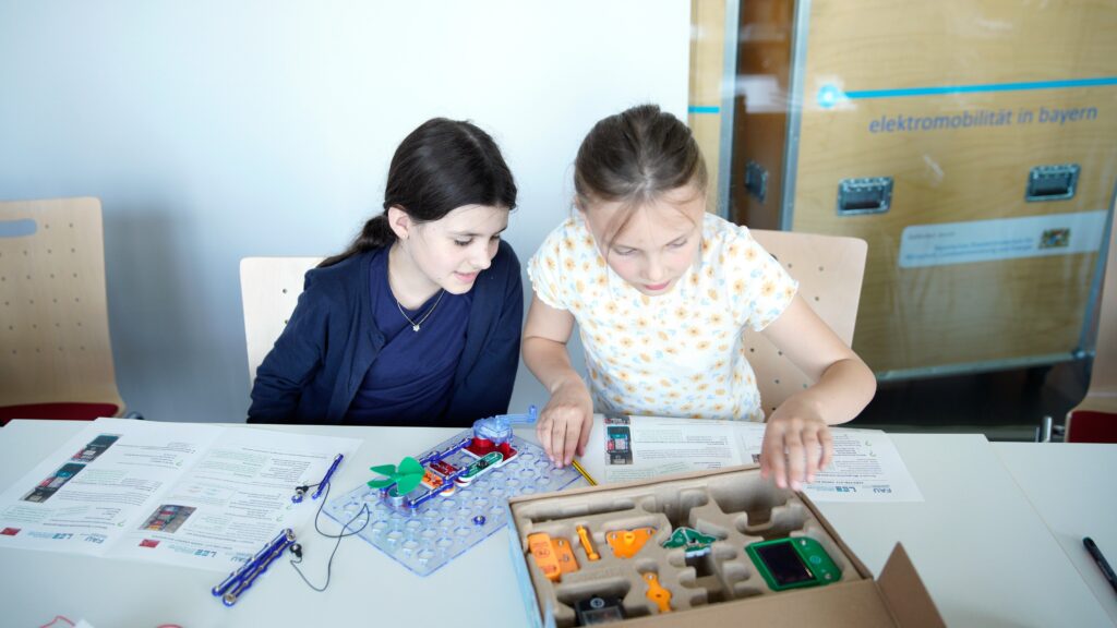 Viel Spaß auf der Kinderuni in Nürnberg! (Bild: EnCN / Zeug)